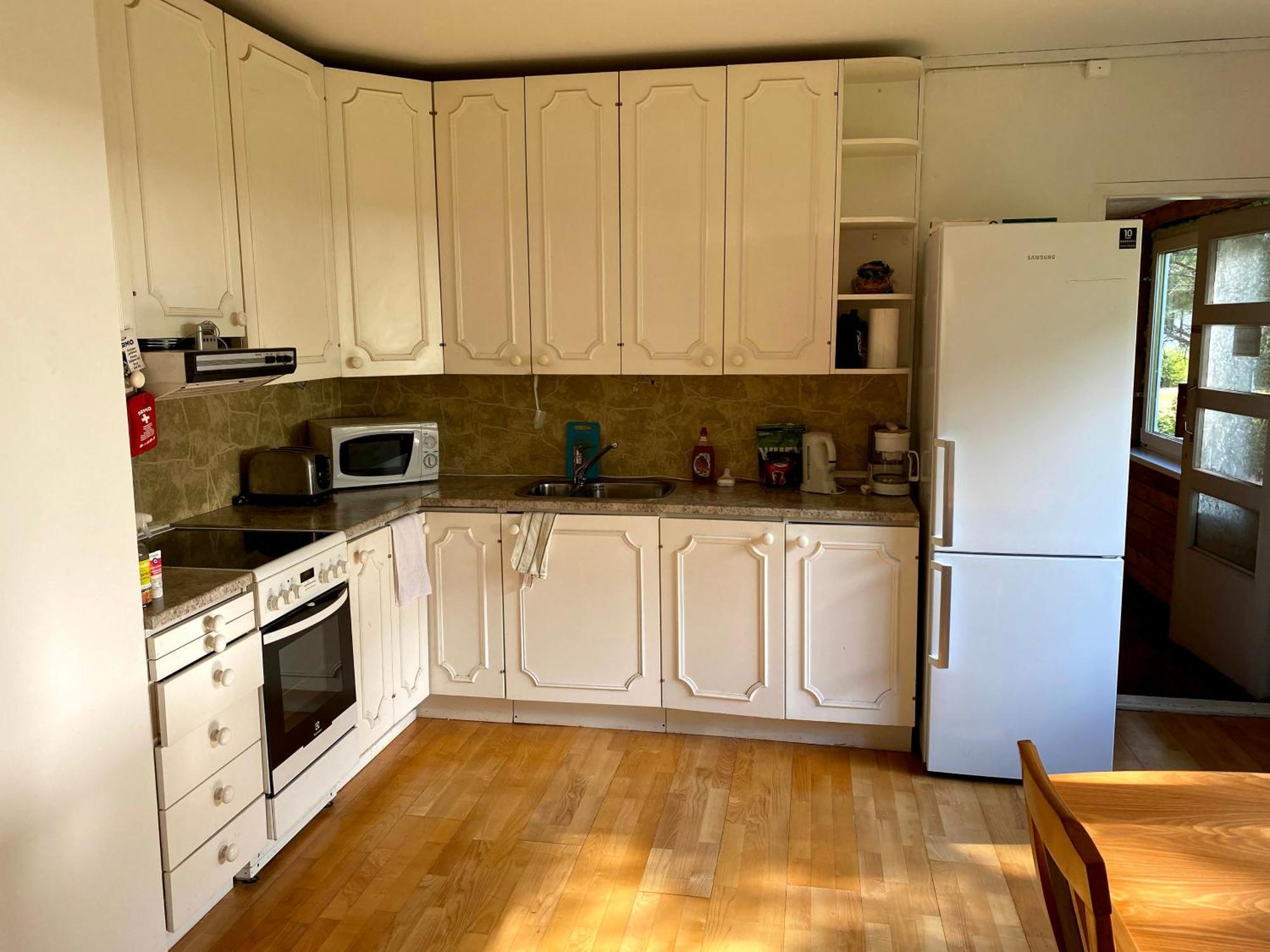 Appartement Maentyharju Keskus, Yksityishuoneita Keittioellae Tai Koko 88M2 Asunto Extérieur photo